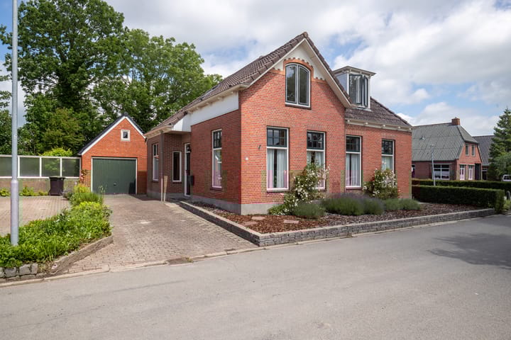 Photo of property Allersmaweg 10, Ezinge