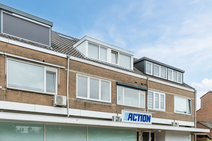 Almarestraat 28 in Bunschoten-Spakenburg