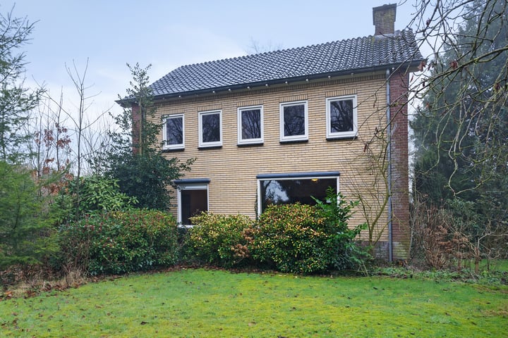 Photo of property Almeloseweg 141, Harbrinkhoek