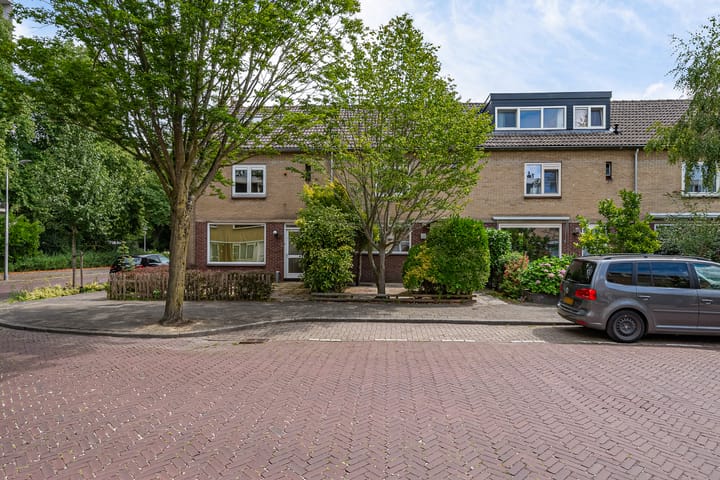 Alpen Rondweg 33 in Amstelveen