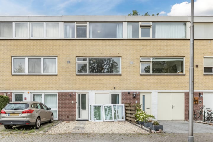 Alpen Rondweg 8 in Amstelveen