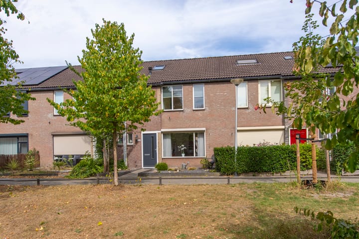 Alpenlaan 187 in Tilburg photo