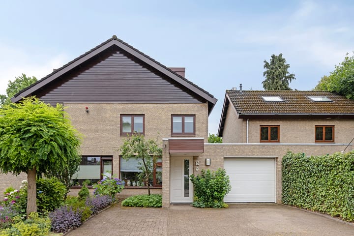 Alsemhof 12 in Oosterhout