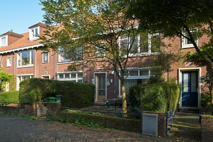 Amalia van Solmsstraat 136A in 's-Gravenhage