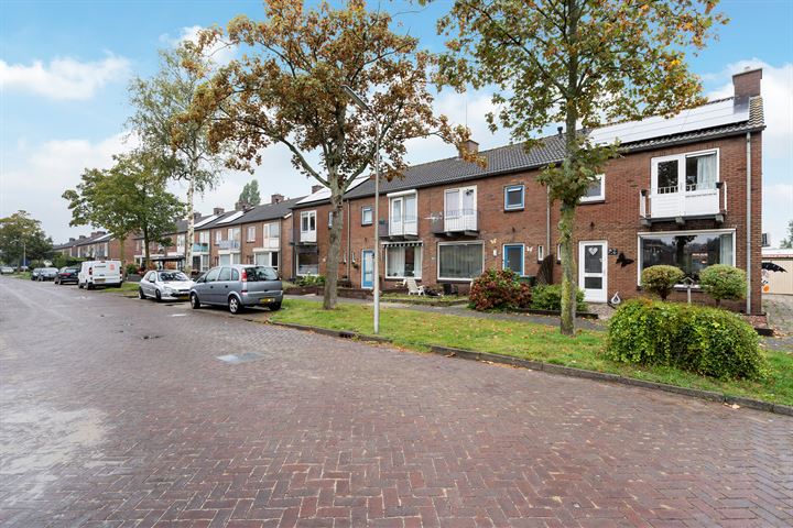 Amalia van Solmsstraat 35 in Hoogeveen