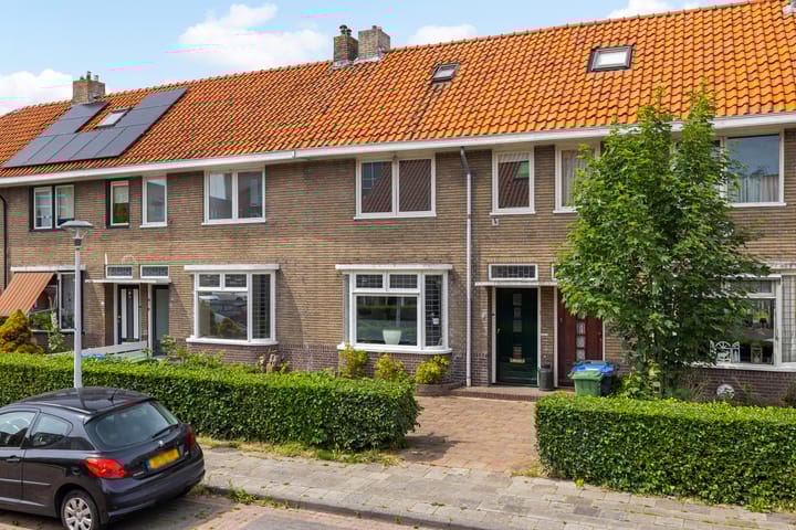 Amaliastraat 5 in Sneek