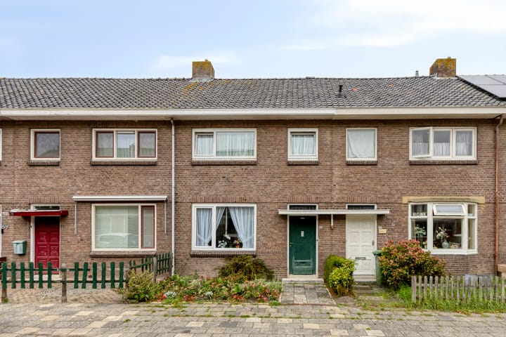 Photo of property Amaliastraat 63, Sneek