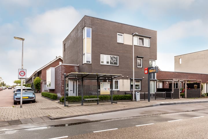 Photo of property Amazonelaan 112, Purmerend