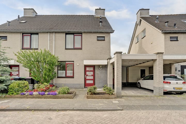 Amazonestraat 16 in Spijkenisse