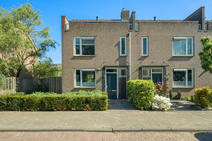 Ambachtenlaan 157 in Breda