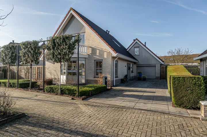 Foto van woning Ambachtsherenweg 32, Nieuw-Beijerland