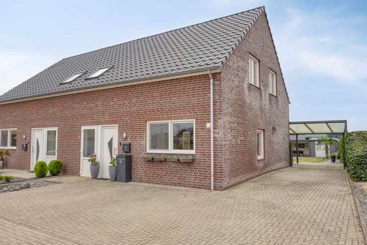 Ambachtssingel 31, Vlodrop Photo of property Ambachtssingel 31, Vlodrop