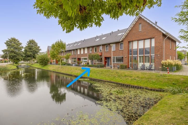 Ambachtssingel 74 in Zevenhuizen