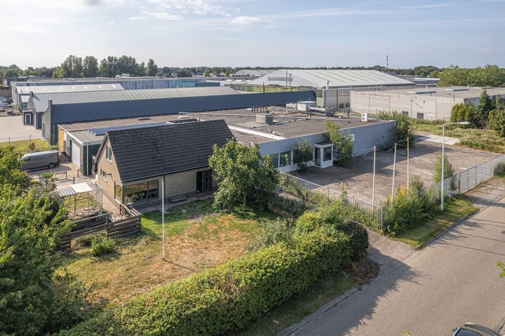 Ambachtsstraat 5 in Wolvega foto