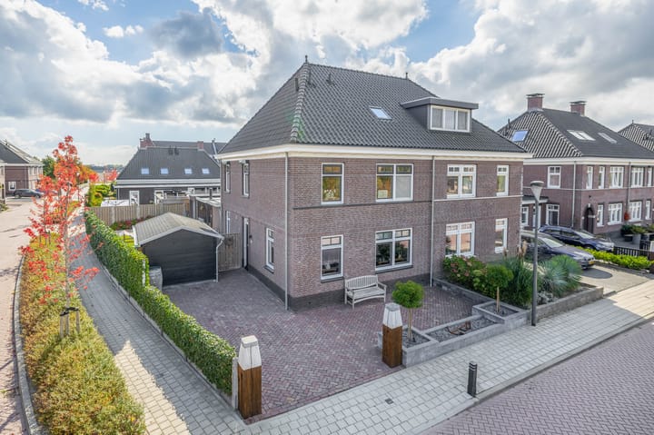 Photo of property Amberlaan 23, Dirksland