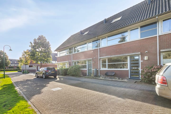 Ambon 50 in Barneveld