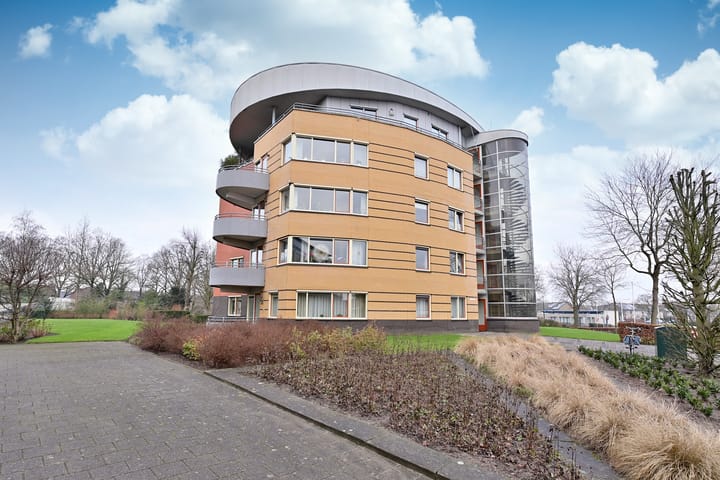 Ambonlaan 8 in Huizen