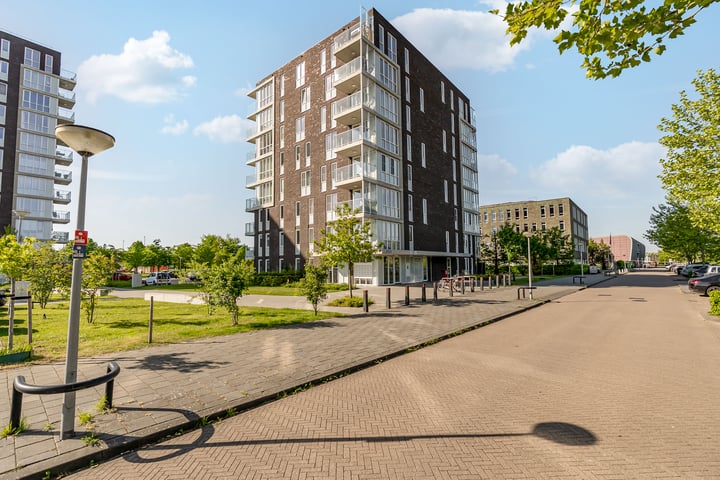 Ambonstraat 42 in Almere foto
