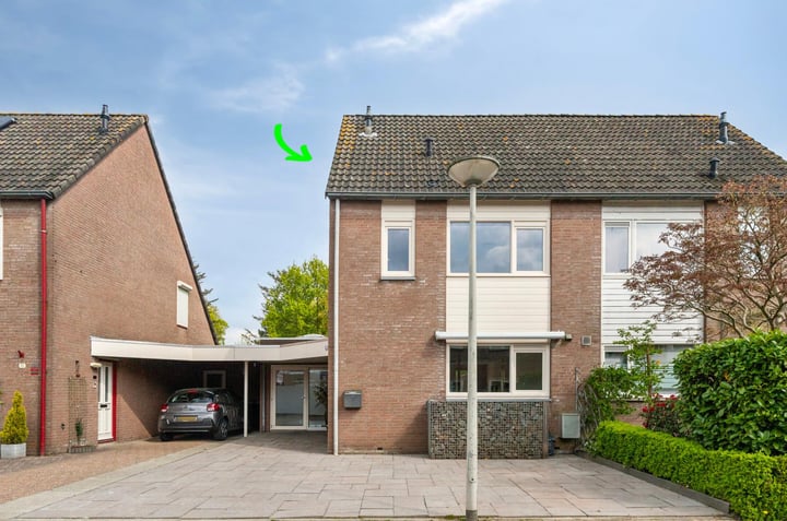 Ambrozijnberg 70 in Roosendaal