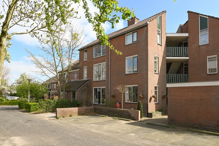 Amer 4 in Huizen