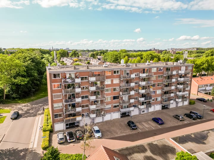 Amerongenstraat 2-D16 in Breda