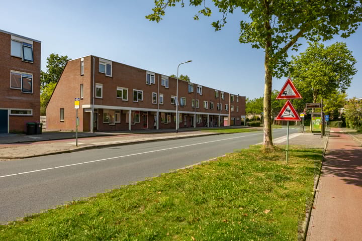 Amkemaheerd 235 in Groningen