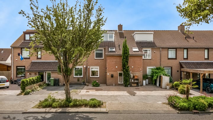 Photo of property Ampèrestraat 20, Kudelstaart