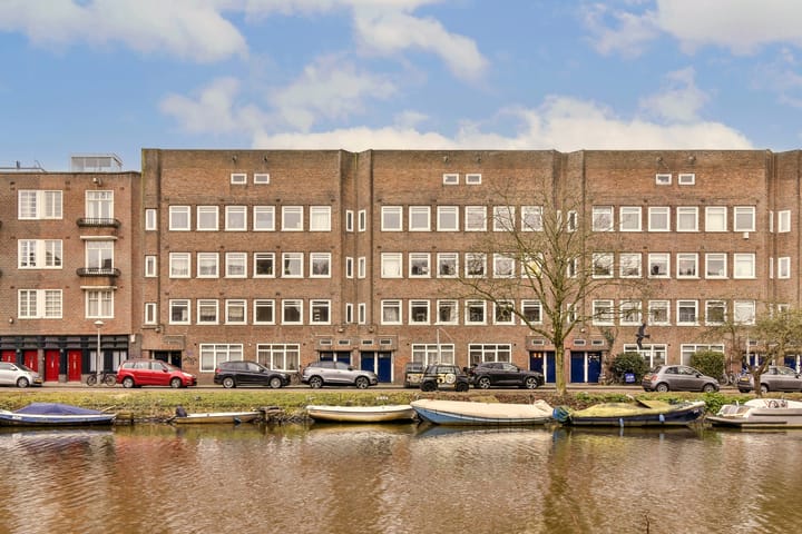 Amstelkade 77-1 in Amsterdam
