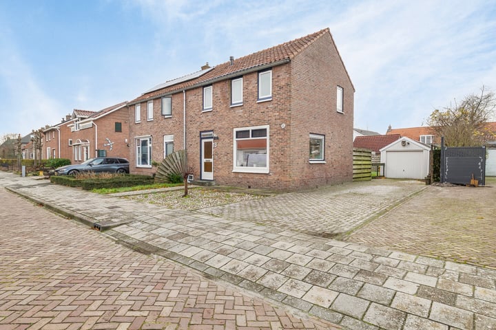 Andries Veenstrastraat 13 in Wolvega