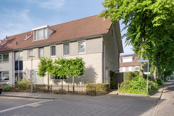 Photo of property Andriessenstraat 2, Eindhoven