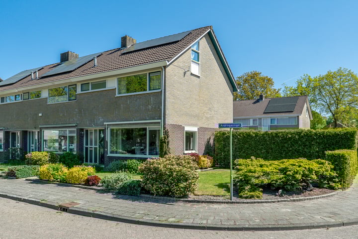 Andringasingel 37 in Oentsjerk