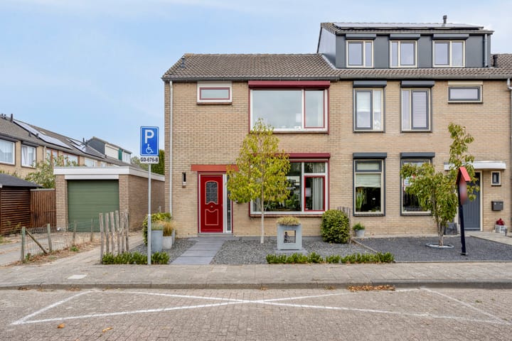 Anemonenlaan 20 in Hoek