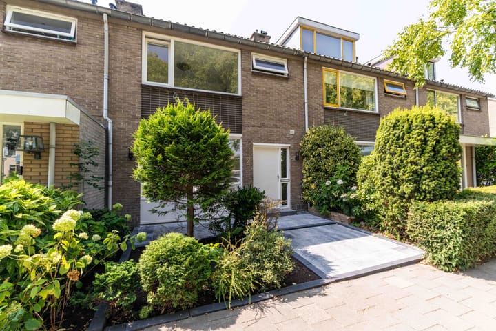 Anemonenweg 51 in Wassenaar