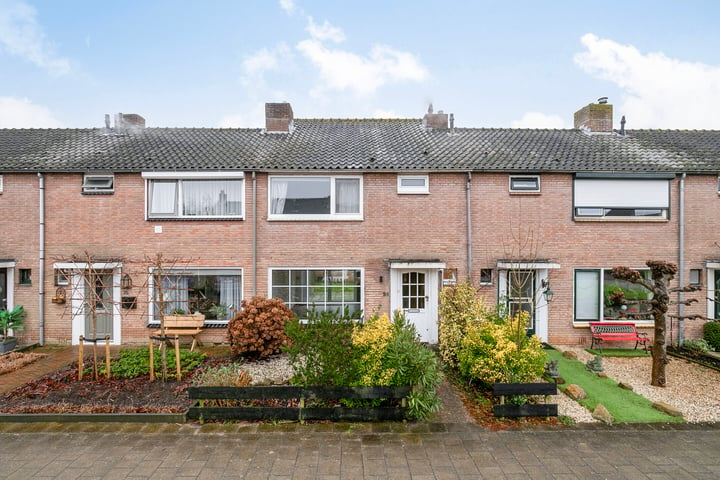 Anemoonstraat 24 in Oud-Beijerland