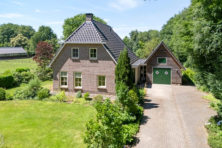 Photo of property Anholt 3, Ruinen