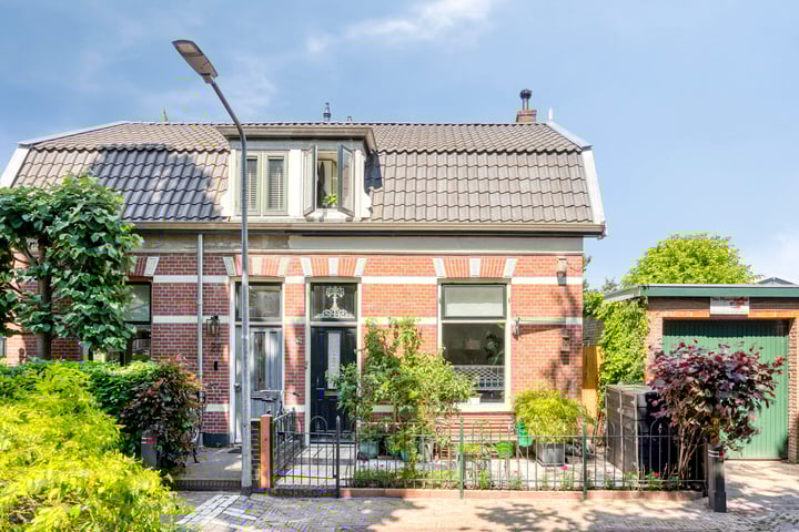 Anjelierstraat 20 in Hilversum