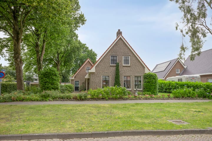Anjelierstraat 2E in Heerenveen