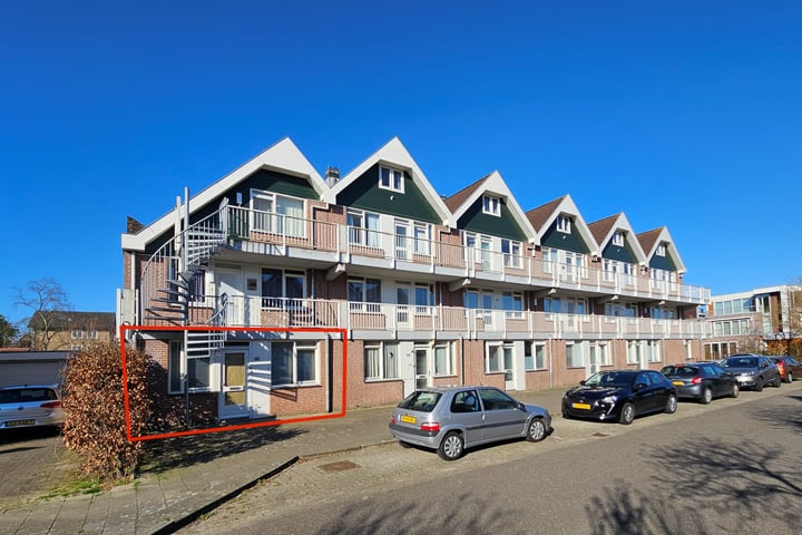 Photo of property Anjerhof 47, Aalsmeer
