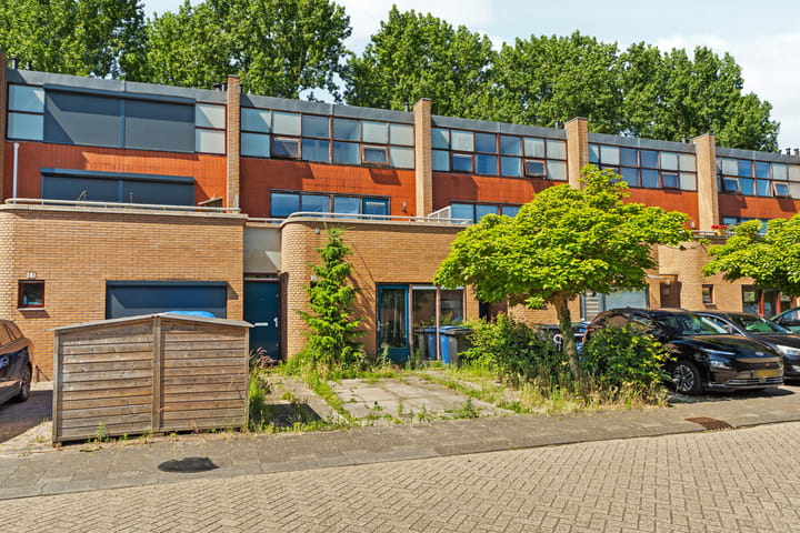 Anjerstraat 10 in Almere
