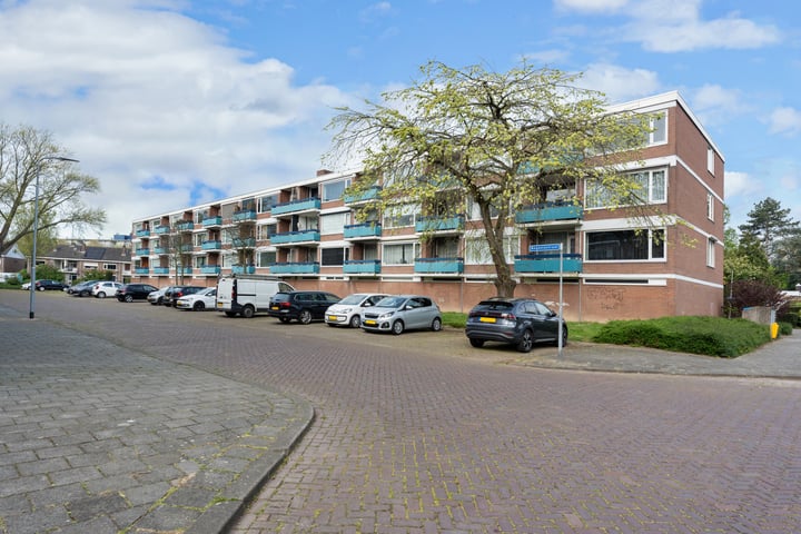 Photo of property Anjerstraat 134, Zwijndrecht