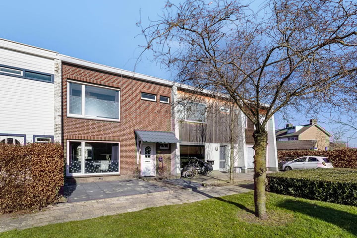 Photo of property Anjerstraat 18, Maarheeze