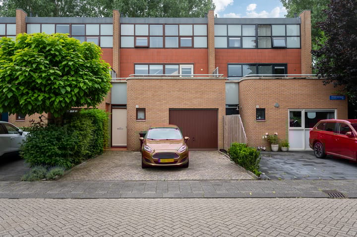 Anjerstraat 2 in Almere