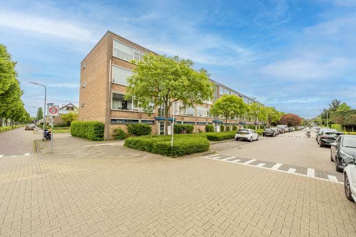 Anjerstraat 24 in Zwijndrecht