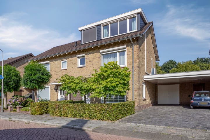 Anjerstraat 38 in Drunen