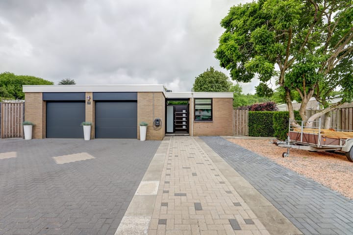 Anjerstraat 69 in Zwijndrecht
