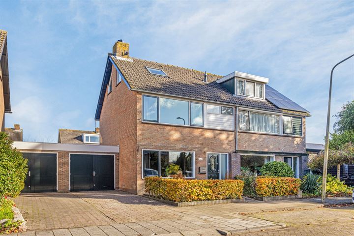 Anjerstraat 9 in Waarland