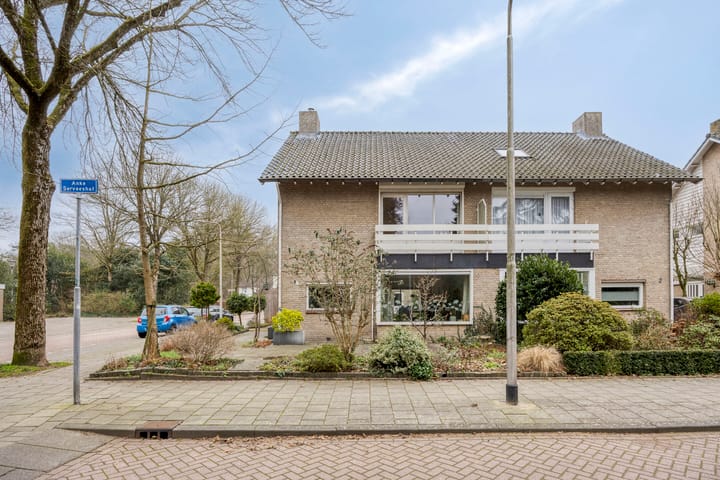 Photo of property Anke Servaeshof 1, Tilburg