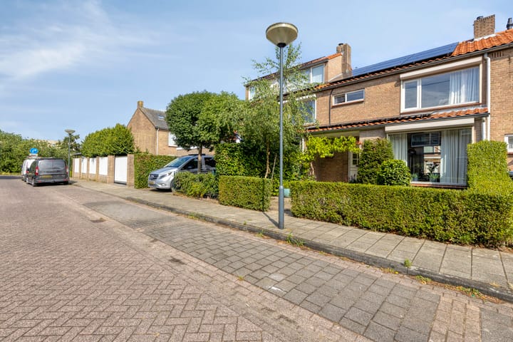 Anna Bijnsstraat 48 in Vught