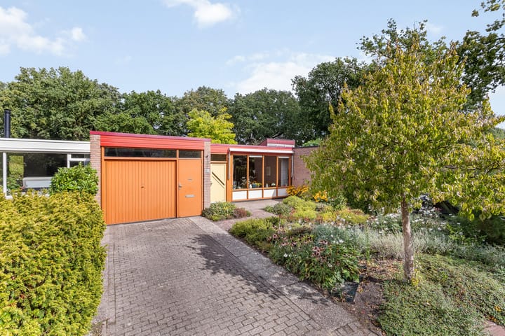 Anna Bijnsstraat 52 in Hengelo