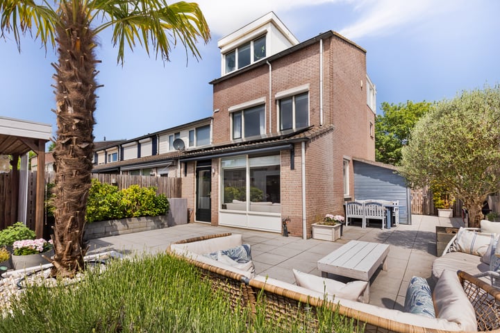 Anna Blamanstraat 82 in Hoofddorp